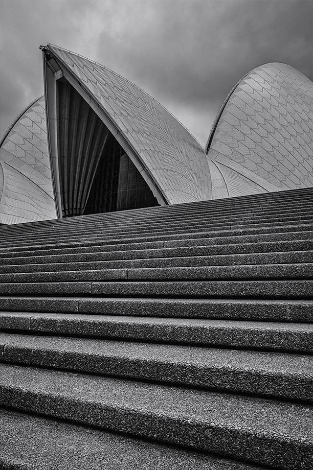 Sydney opera house at dawn 