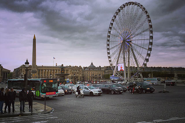landmarks in Paris in evening