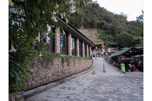 belmond sanctuary lodge entrance to Machu Picchu