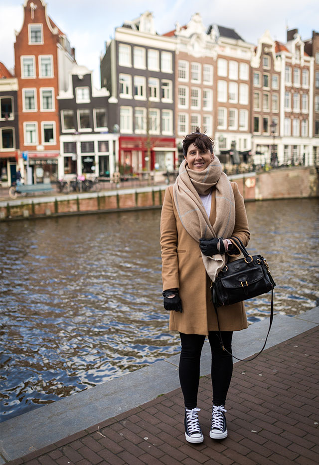 travel outfit for Amsterdam in the winter and late spring