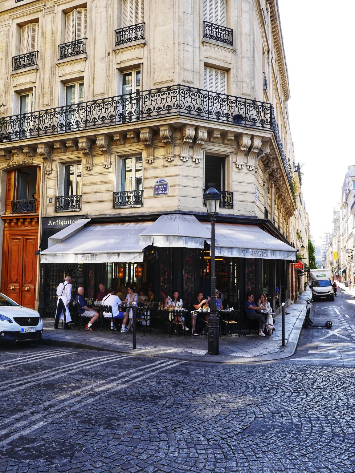 How to Spend 1 Day in Paris