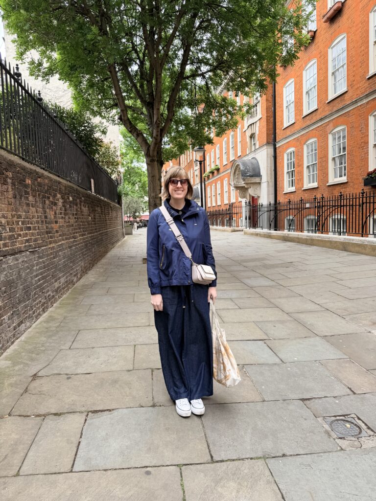 what to wear in London in May